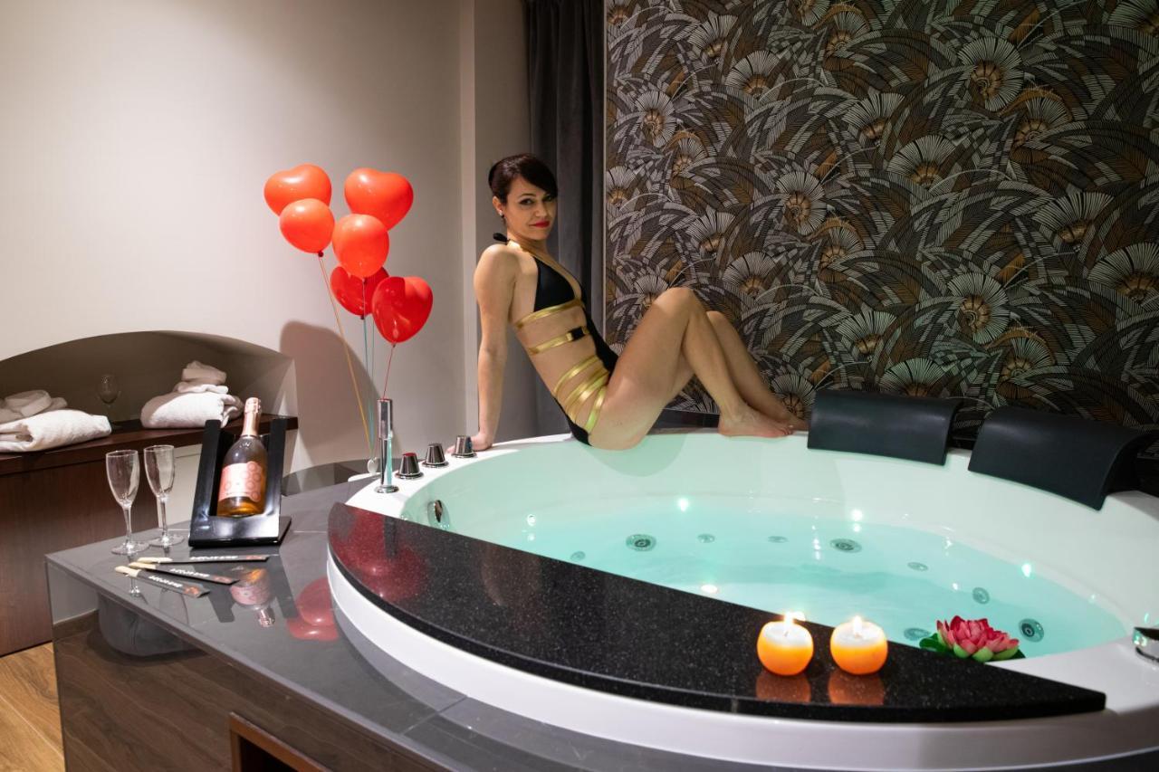 Corte Trento - Exclusive Rooms Bitonto Bagian luar foto